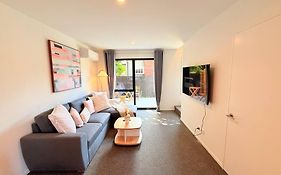 Tranquil 3 Bed Minutes To Cbd And Arena, Sleeps 7